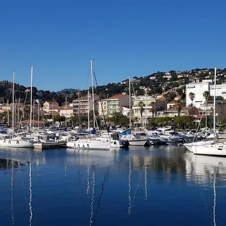 Avec Terrasse 2 Personnes * Le Lavandou
