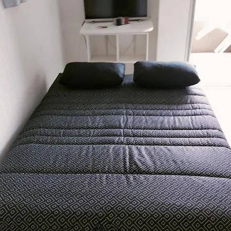 Avec Terrasse 2 Personnes アパート *