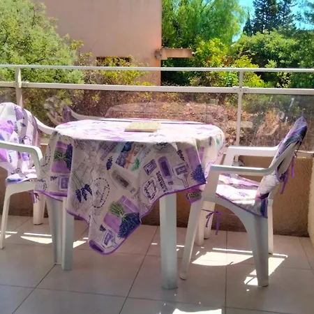 Avec Terrasse 2 Personnes Apartment